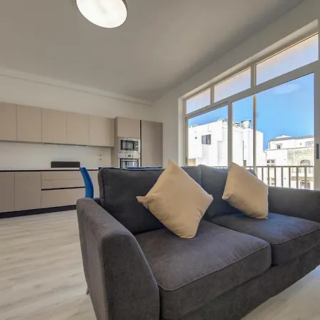 Luxurious Steps From Spinola Bay 公寓 *