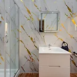 아파트 Luxurious Steps From Spinola Bay